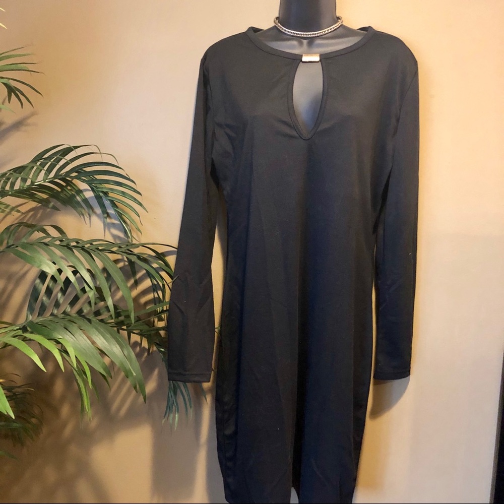 Black Keyhole Dress